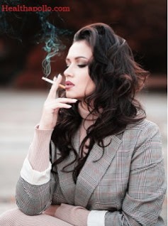 Womem smoking Quit